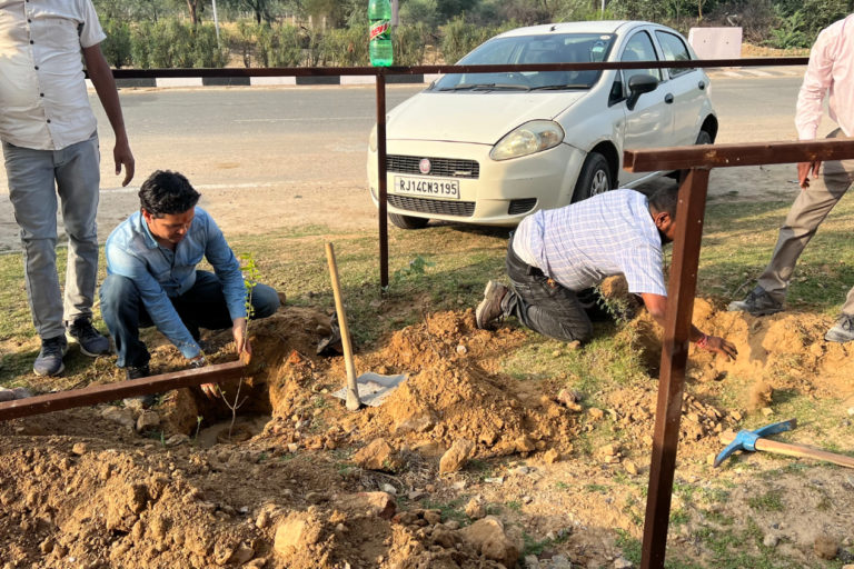 Vastu Expert Near Me - Navien Mishra - Best Vastu Consultant in India (1).1